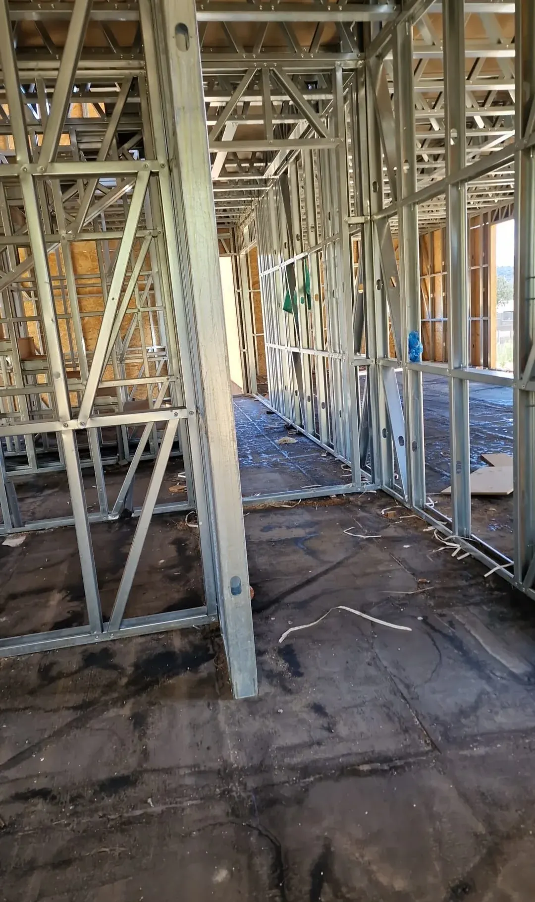 Estructura metálica de tabiques de pladur